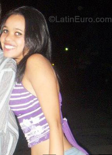 Date this tall Brazil girl Amanda from Sao Paulo BR8324
