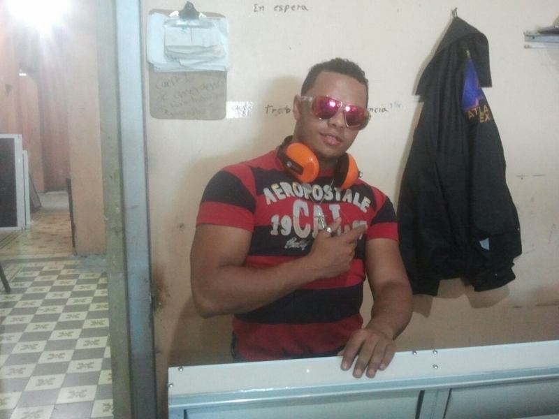 Date this hot Dominican Republic man Yordy from La Vega DO17957