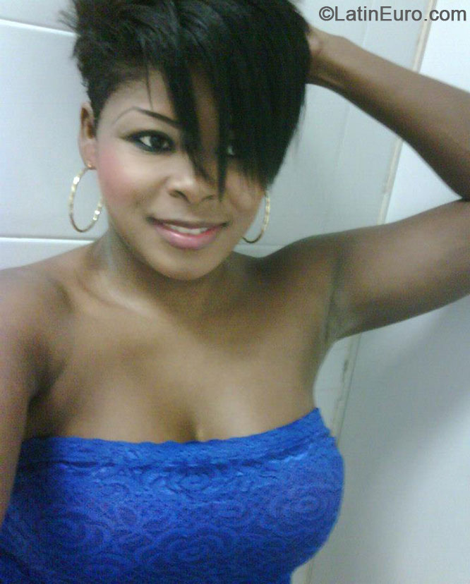 Date this delightful Colombia girl Melissa from Barranquilla CO14596