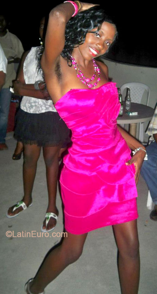 Date this gorgeous Jamaica girl Shanique from Kingston JM1448