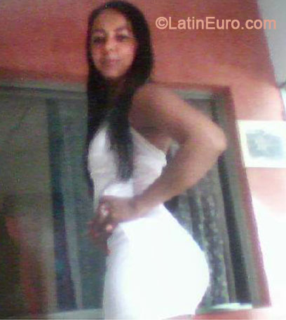 Date this cute Colombia girl Mary from Cali CO14608