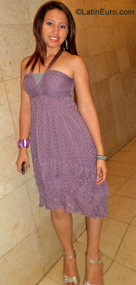 Date this charming Nicaragua girl June from Tipitapa NI162