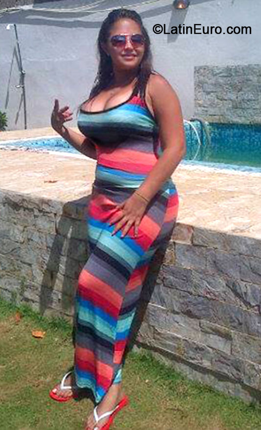Date this exotic Venezuela girl Yobar from Caracas VE125