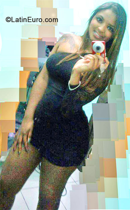 Date this passionate Brazil girl Priscila from Sao Paulo BR8400