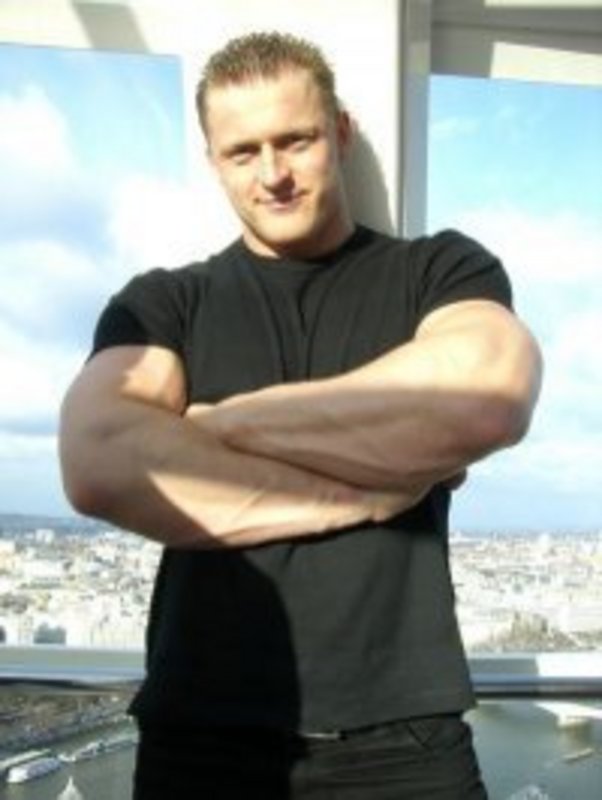 Date this pretty United Kingdom man Jarekkubala from Bristol GB739