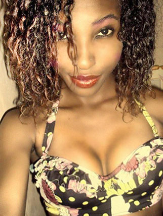 Date this cute Jamaica girl Shantie from Kingston JM2176
