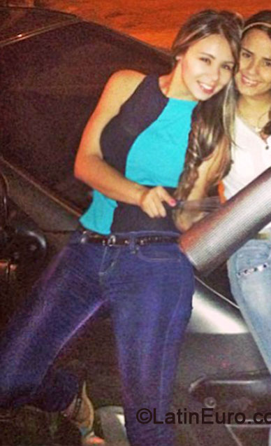 Date this georgeous Colombia girl Alejandra from Medellin CO14672