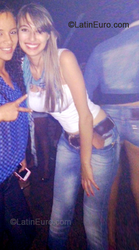 Date this stunning Brazil girl Jade from Sao Paulo BR8417