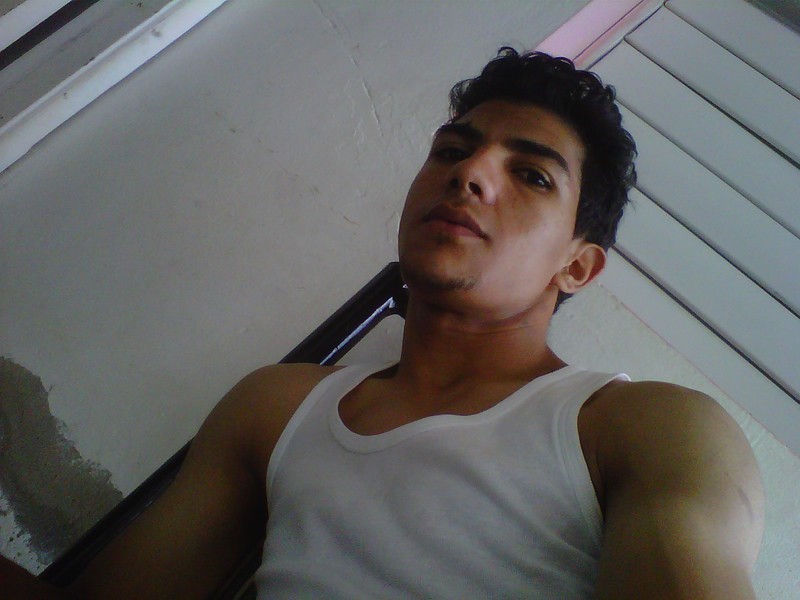 Date this pretty Dominican Republic man Liry from Santiago De Los Caballeros DO18172