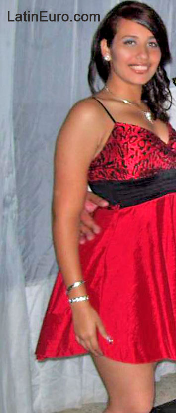 Date this athletic Venezuela girl Kendie from Puerto Ordaz VE129