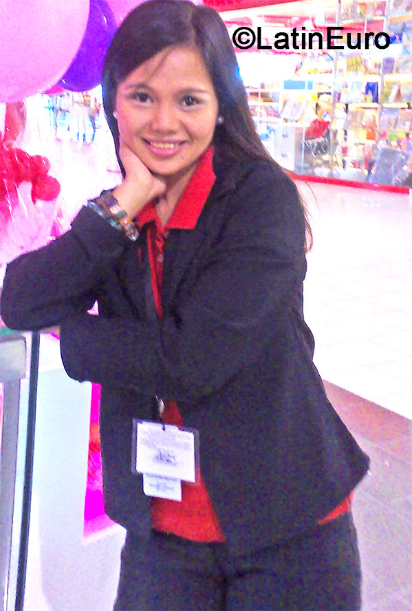 Date this beautiful Philippines girl Mylyn from Manila PH602