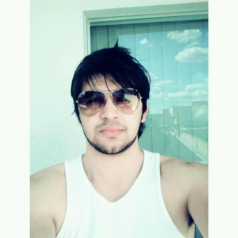 Date this stunning Brazil man Petros from Cuiaba BR8491