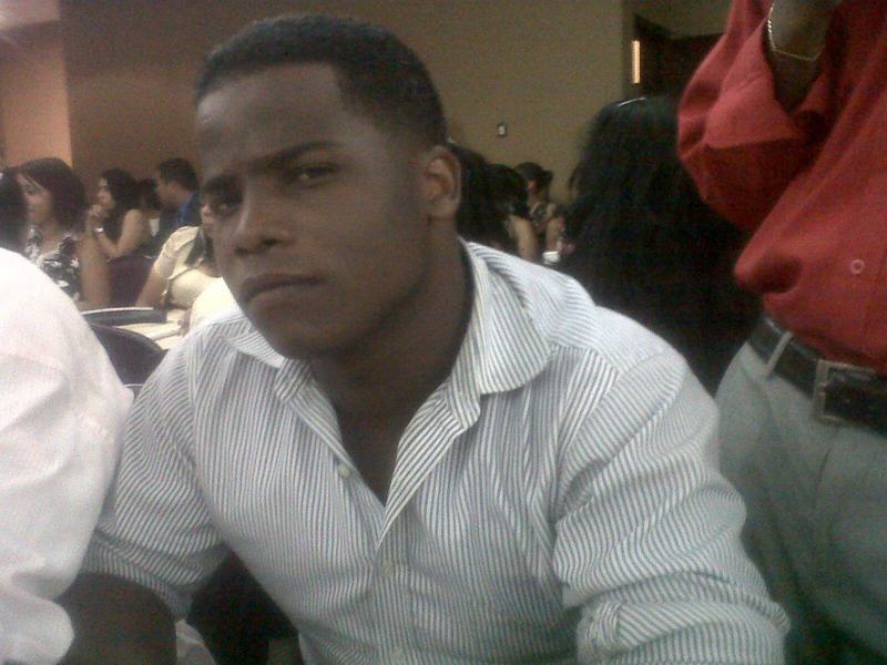 Date this sensual Dominican Republic man Carlos canario from Santo Domingo DO18340