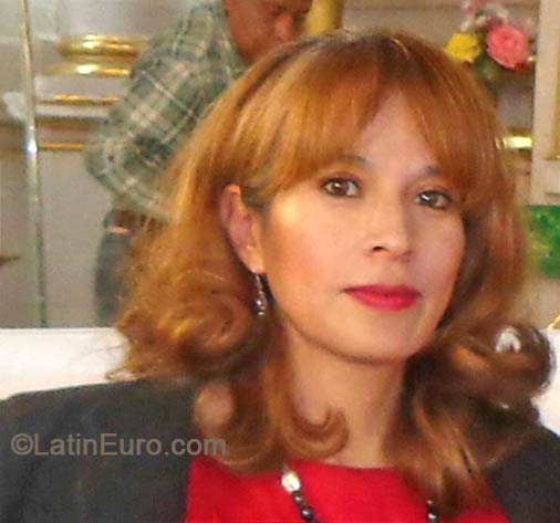 Date this happy Mexico girl Dora from Zacatecas MX1270