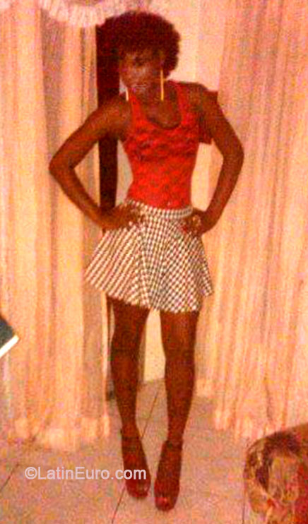 Date this good-looking Jamaica girl Shevanes from Kingston JM1590