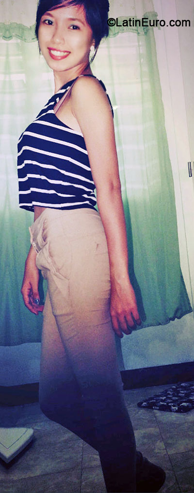 Date this sensual Philippines girl May from Puerto Princesa City PH622