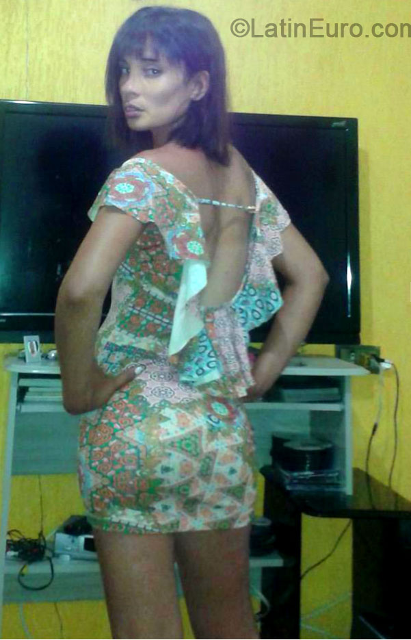 Date this funny United States girl Amenda from St. George US14891