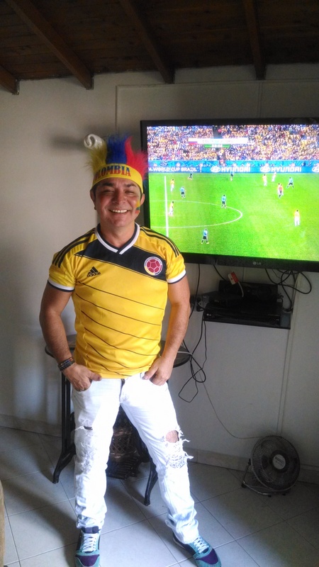 Date this voluptuous Colombia man Fernando from Medellim CO15041