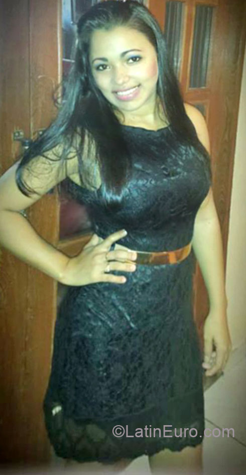 Date this lovely Brazil girl Jaqueline from Goiania BR8737