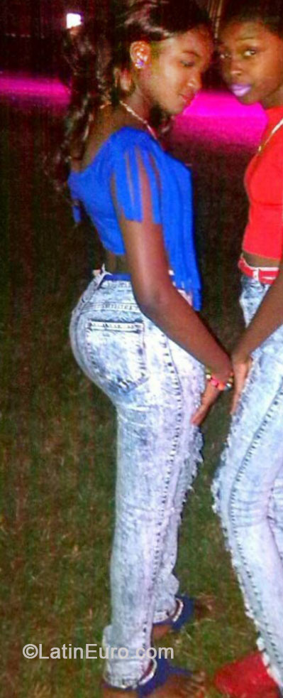 Date this young Jamaica girl Shantel from Kingston JM1644