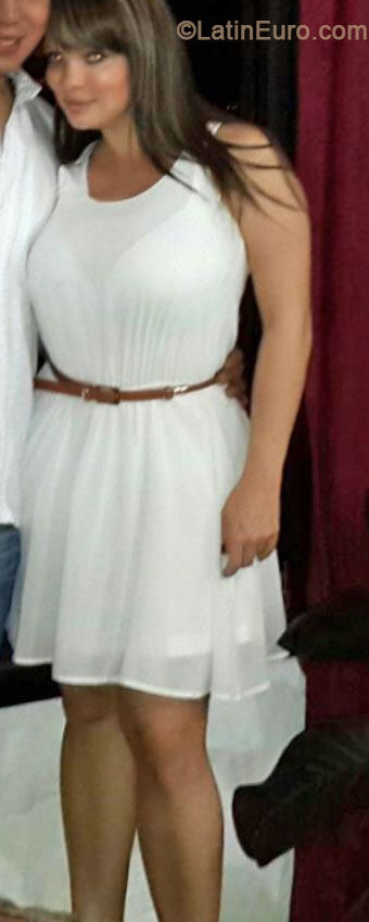 Date this foxy Colombia girl Diana carolina from Cali CO15149