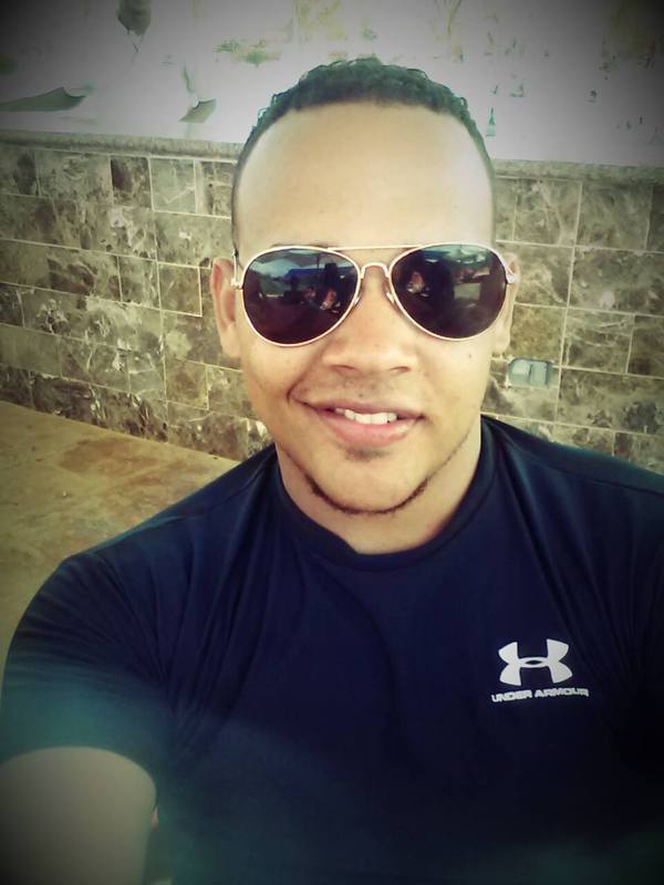 Date this gorgeous Dominican Republic man Luis from Santo Domingo DO18959