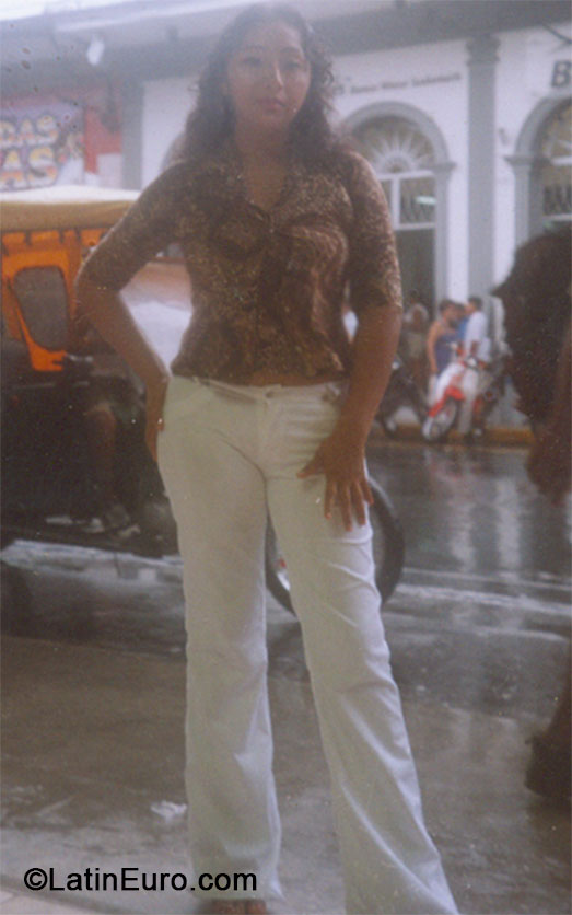 Date this tall Peru girl Adjani from Iquitos PE973