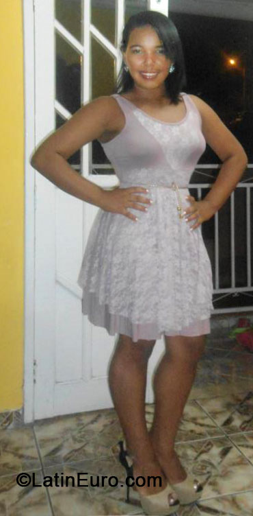 Date this georgeous Brazil girl Taise from Jacobina BR8769