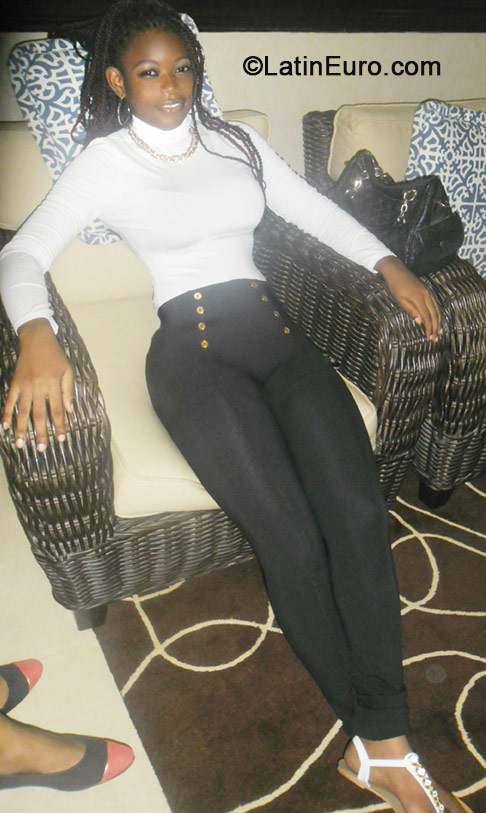 Date this sultry Jamaica girl Janiel from Kingston JM1670