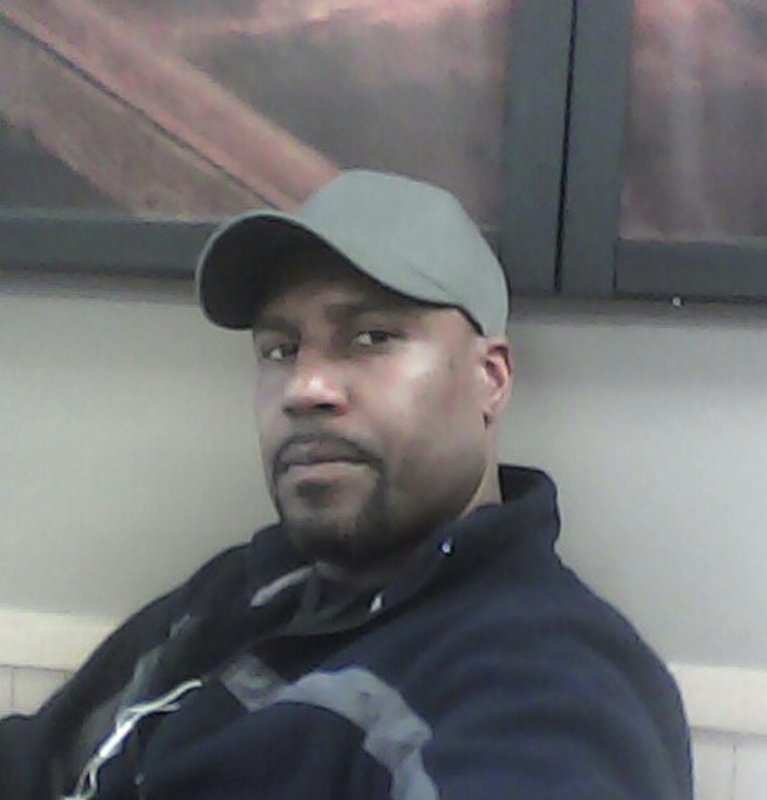 Date this delightful United States man Kron from Boston US14994