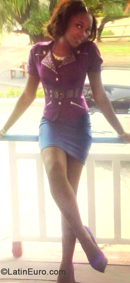 Date this cute Jamaica girl Rakesha from Portmore JM1680
