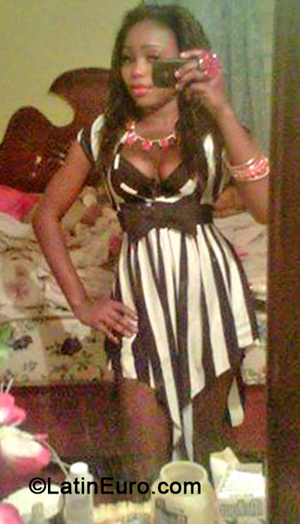 Date this georgeous Jamaica girl Kadie-ann from Kingston JM1695