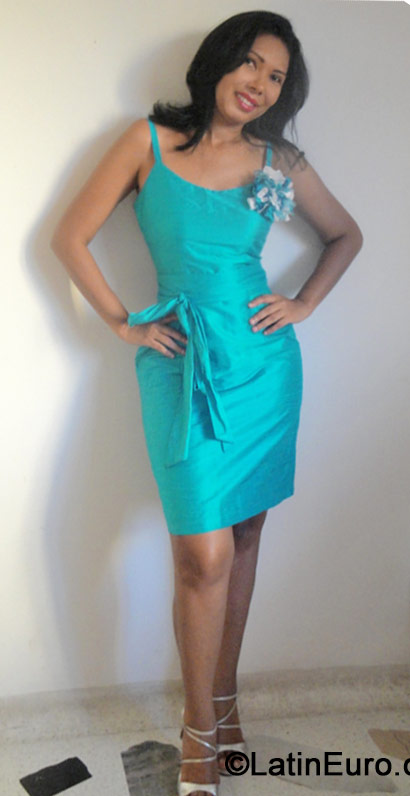 Date this athletic United States girl Mary from Miami CO15307