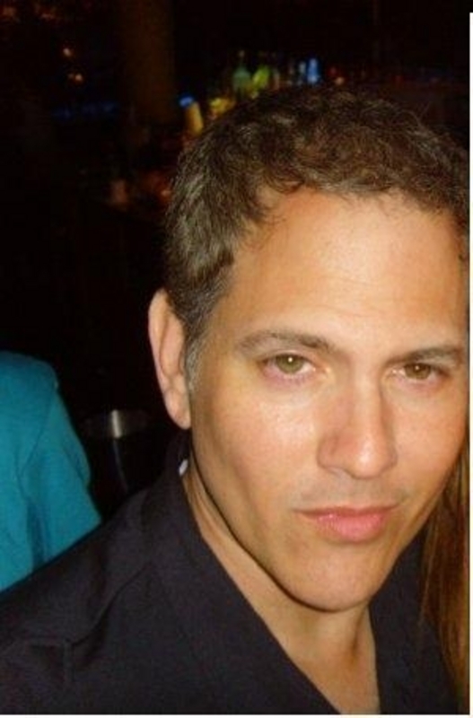 Date this attractive United States man Nivla46 from Miami US15049