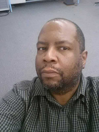 Date this happy United States man Mcanada from Stockton US15081