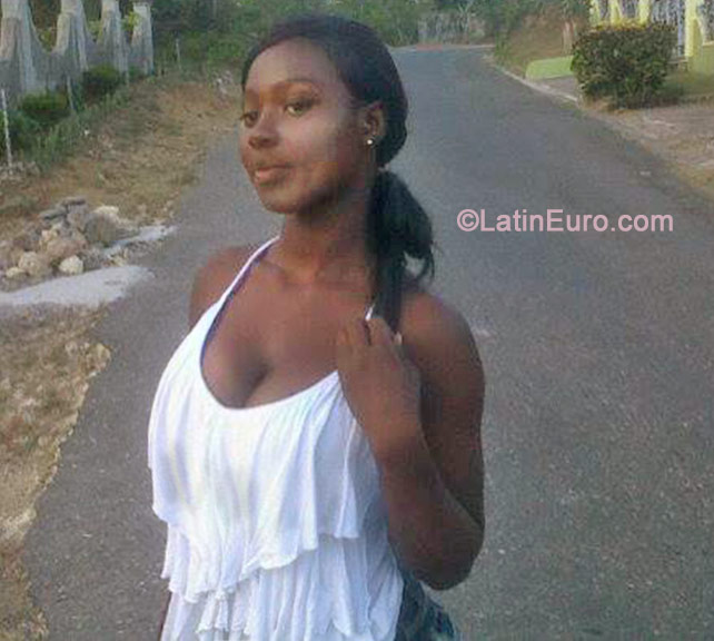 Date this gorgeous Jamaica girl Britney from Kingston JM1737