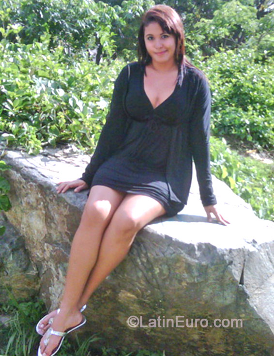 Date this tall Venezuela girl Duwrezka from Caracas VE266