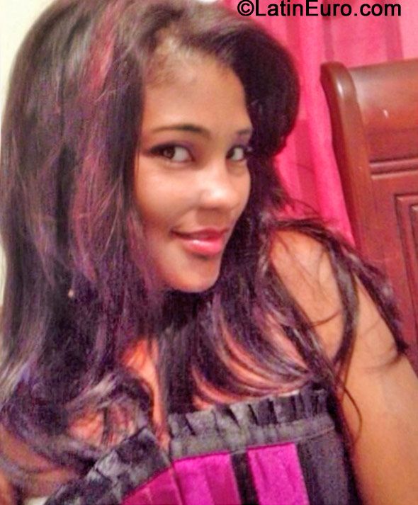 Date this beautiful Dominican Republic girl Adalgisa from Puerto Plata DO19314