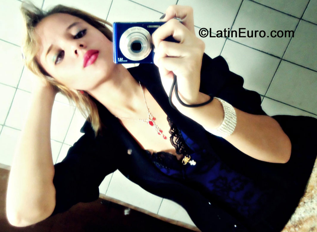 Date this gorgeous Brazil girl Jasline from Vitoria BR8853