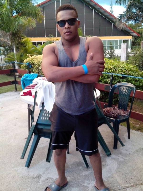Date this foxy Dominican Republic man Yoni from La Vega DO19367