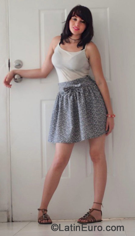 Date this passionate Colombia girl Lorry from Cali CO16138