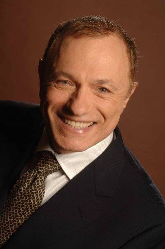 Date this gorgeous United States man Robin from Illinois US15153