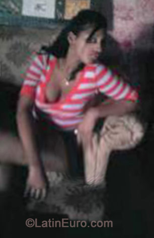 Date this fun Dominican Republic girl Arelis from Santo Domingo DO19445