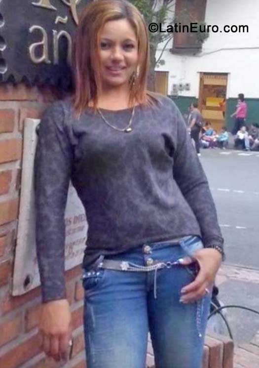 Date this beautiful Colombia girl Viviana from Medellin CO15552