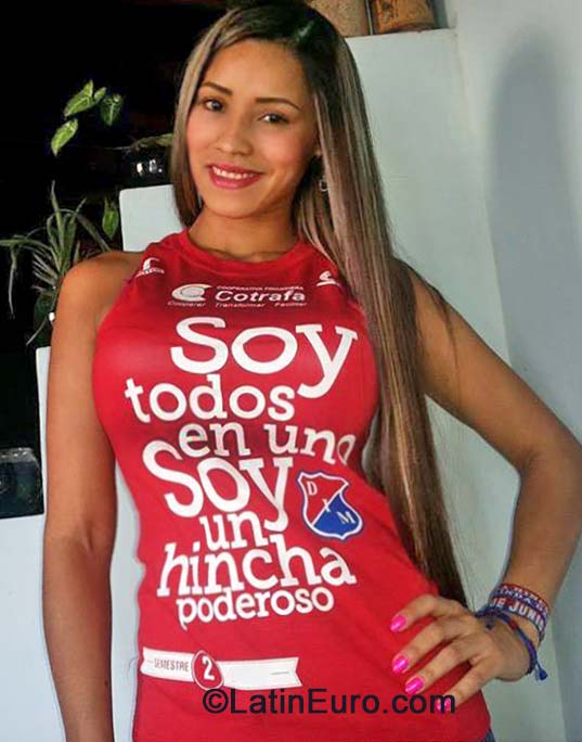 Date this athletic Colombia girl Estefany from Medellin CO15607