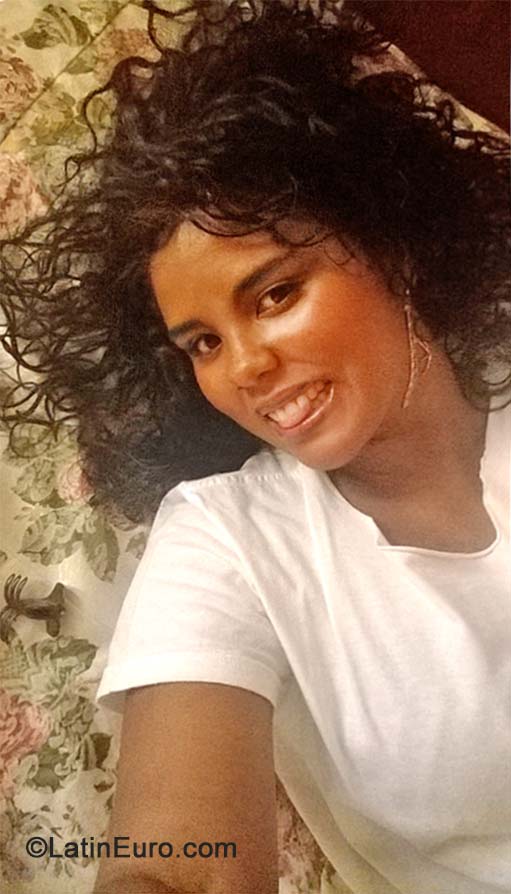 Date this tall Brazil girl Marly from Salvador BR8906
