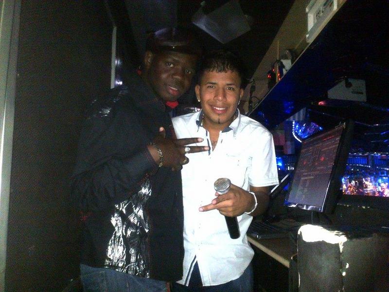 Date this nice looking Colombia man Walter from Cali Valle CO15635
