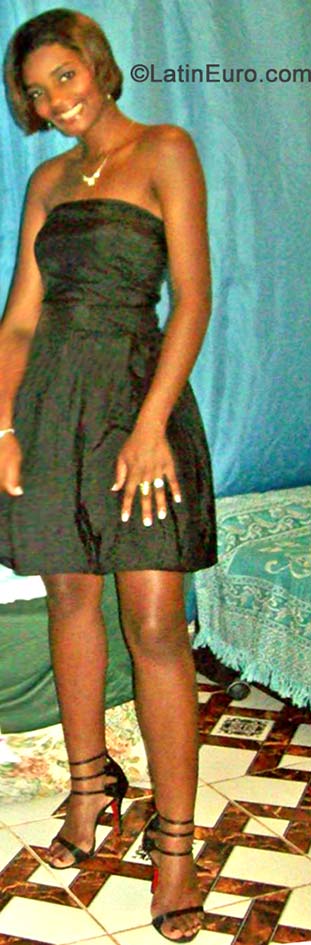 Date this georgeous Brazil girl Luciana from Rio de Janeiro BR8936