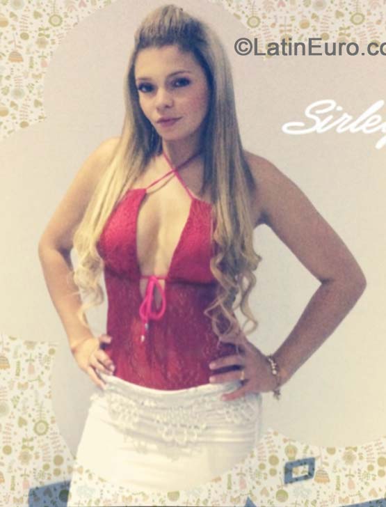 Date this happy Colombia girl Sirley from Medellin CO15796