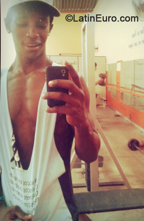 Date this fun Brazil man Wilton from Uberaba BR8953